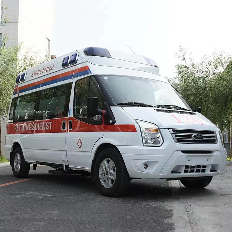 呼图壁行动不便者长途救护车租赁：安全转运的核心注意事项​